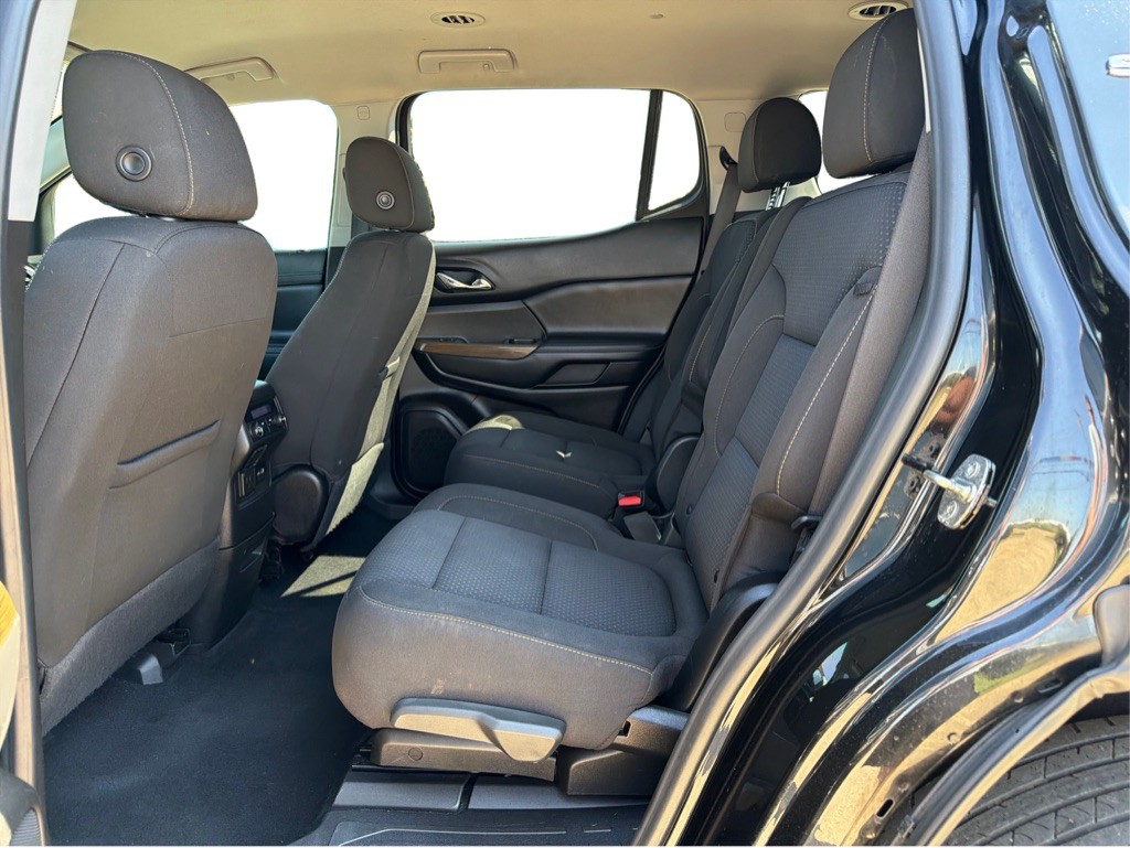 2021 GMC Acadia Image 13