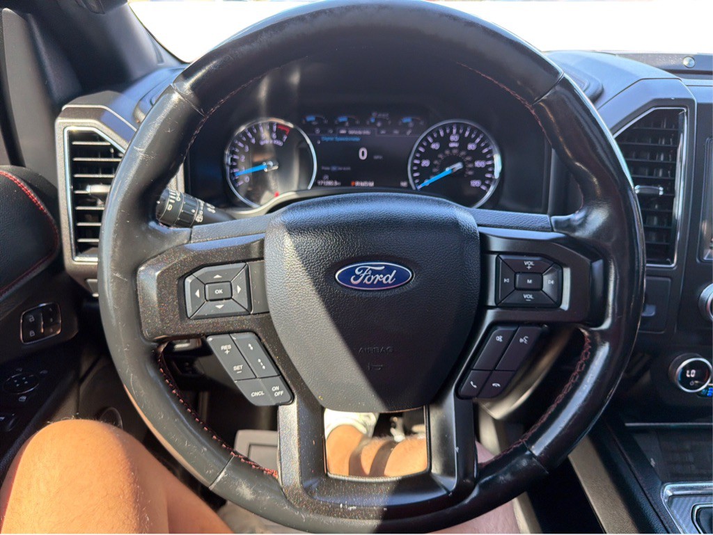 2019 Ford Expedition Image 16