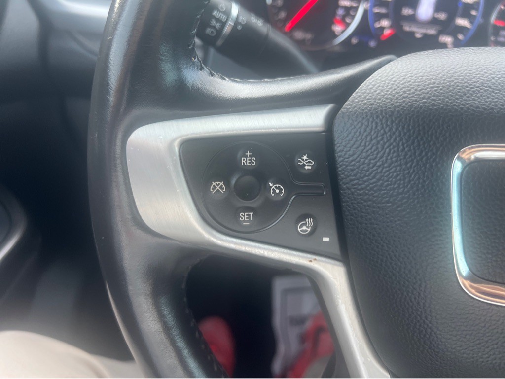 2021 GMC Acadia Image 11