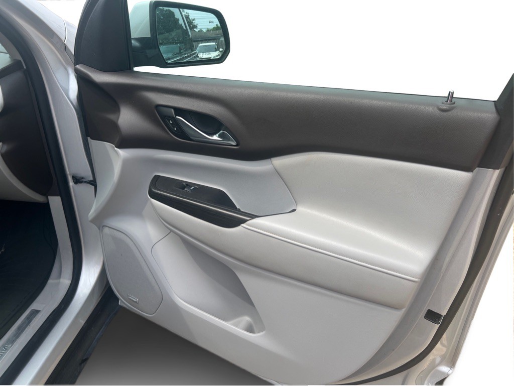 2017 GMC Acadia Image 24