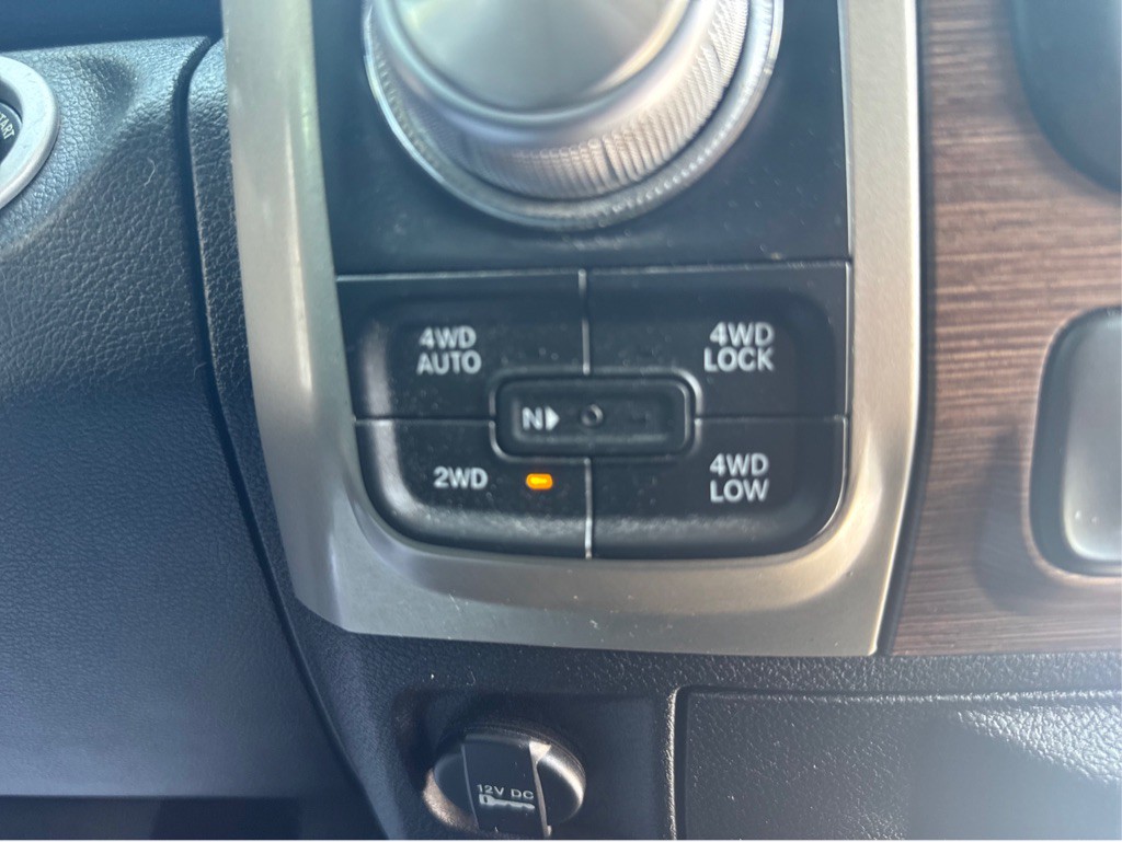 2015 RAM 1500 Image 27