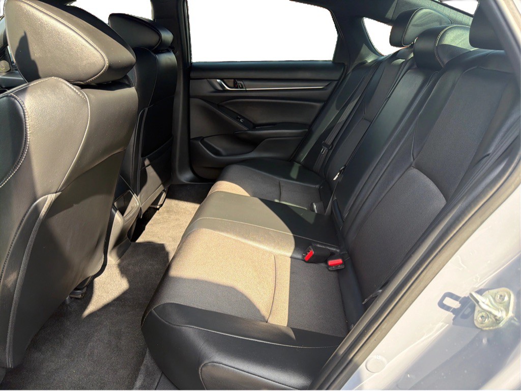2022 Honda Accord Image 11