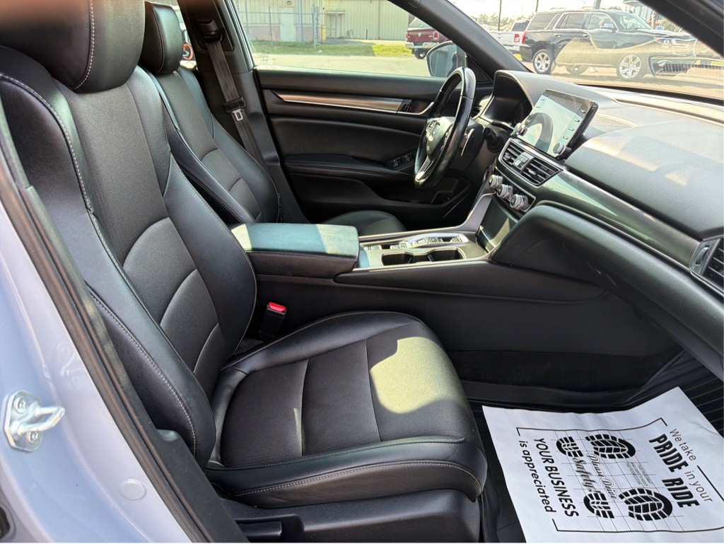 2022 Honda Accord Image 12