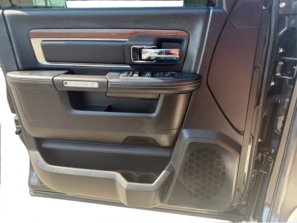2016 RAM 1500 Image 24