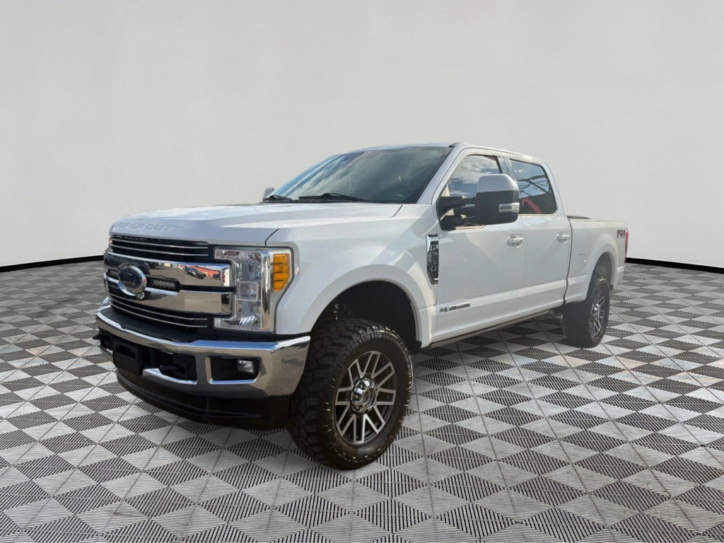 2017 Ford F-250 Image 1