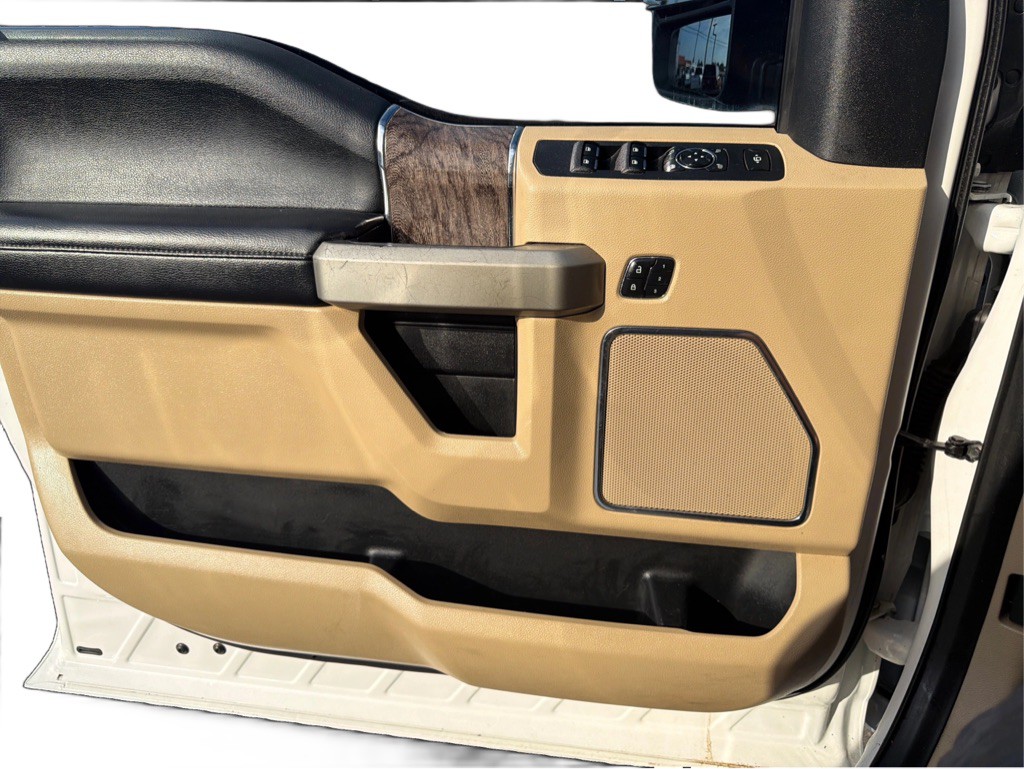 2017 Ford F-250 Image 27