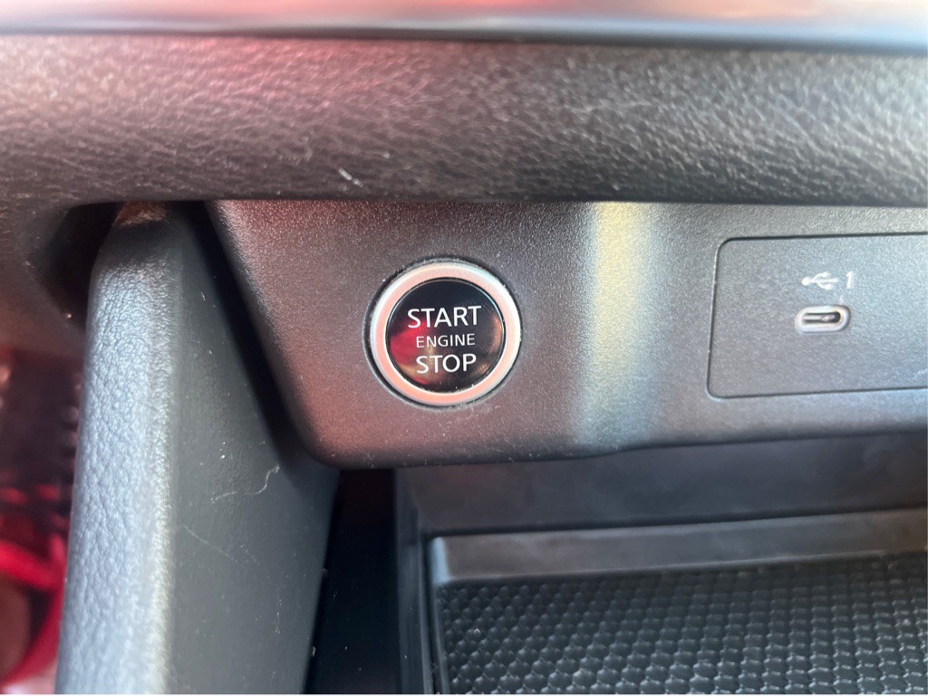 2021 Nissan Rogue Image 11