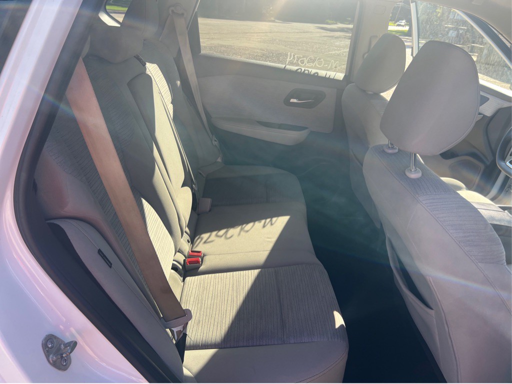 2021 Nissan Rogue Image 14
