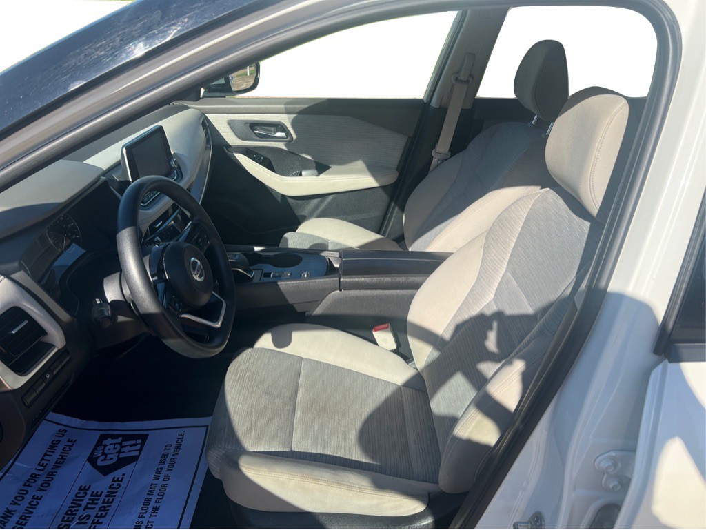 2021 Nissan Rogue Image 16