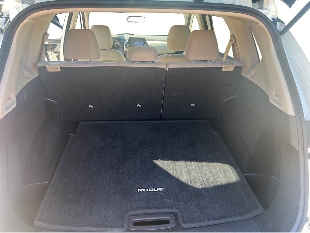2021 Nissan Rogue Image 18