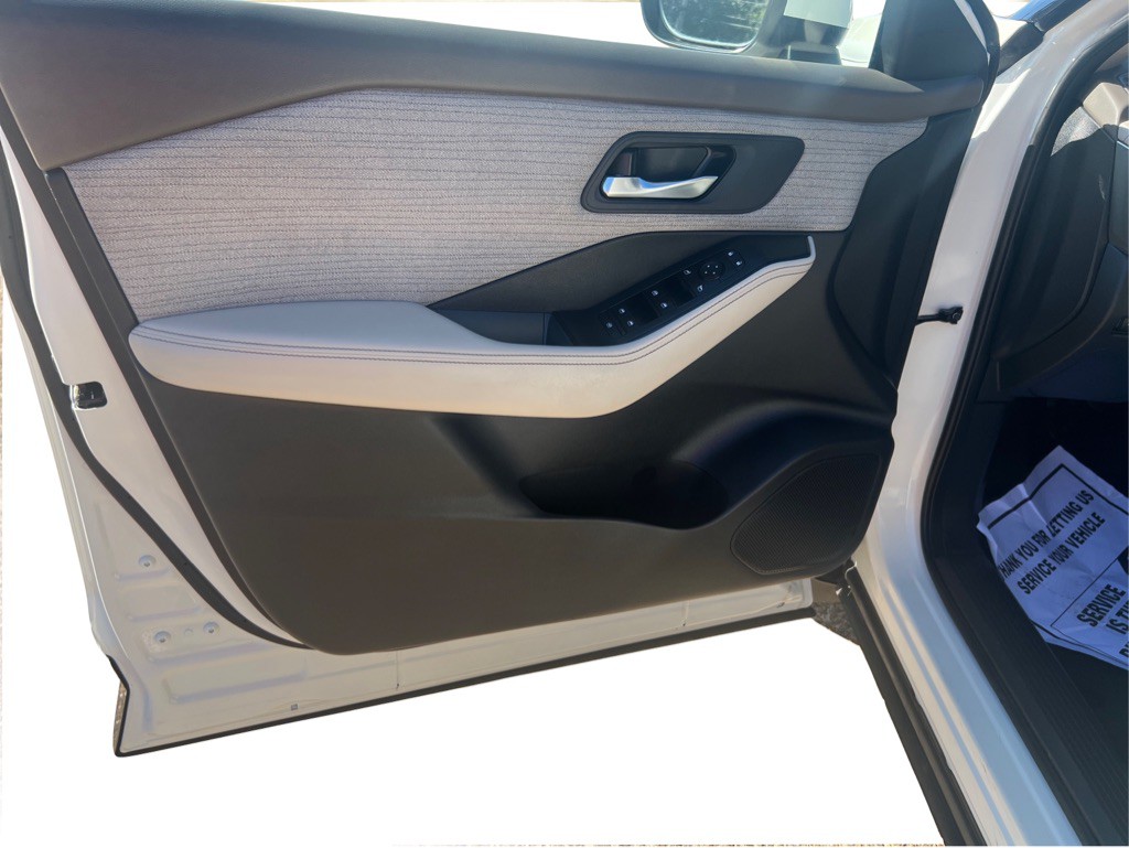 2021 Nissan Rogue Image 23