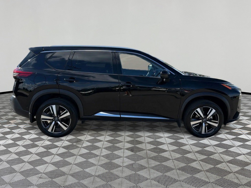 2023 Nissan Rogue Image 8