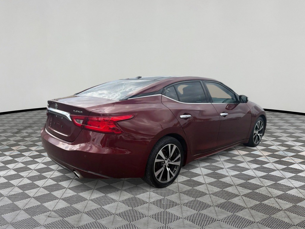 2016 Nissan Maxima Image 5
