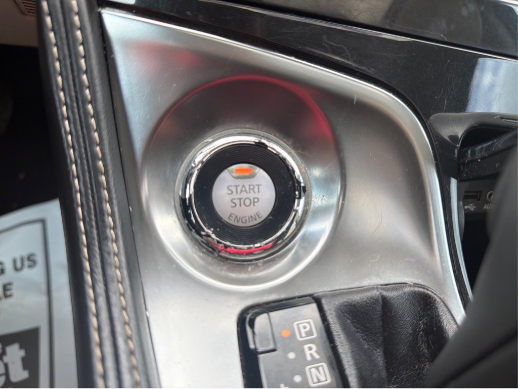 2016 Nissan Maxima Image 21