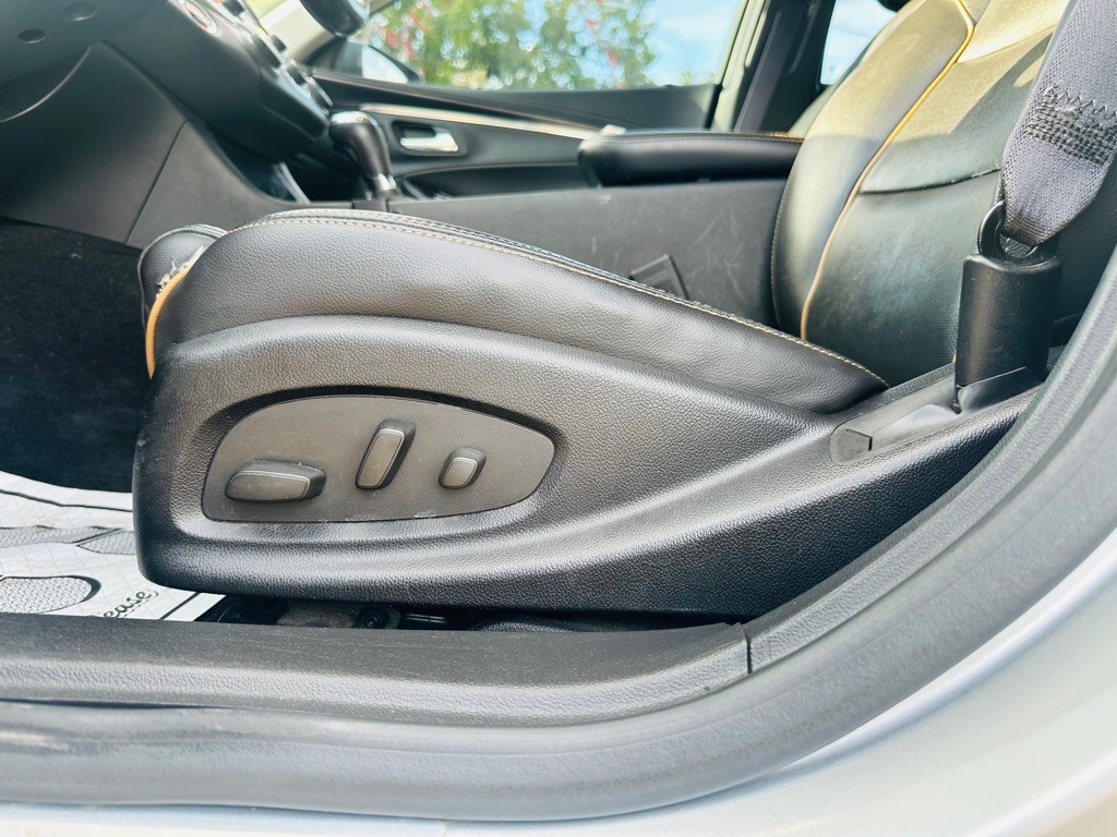 2016 Chevrolet Impala Image 9