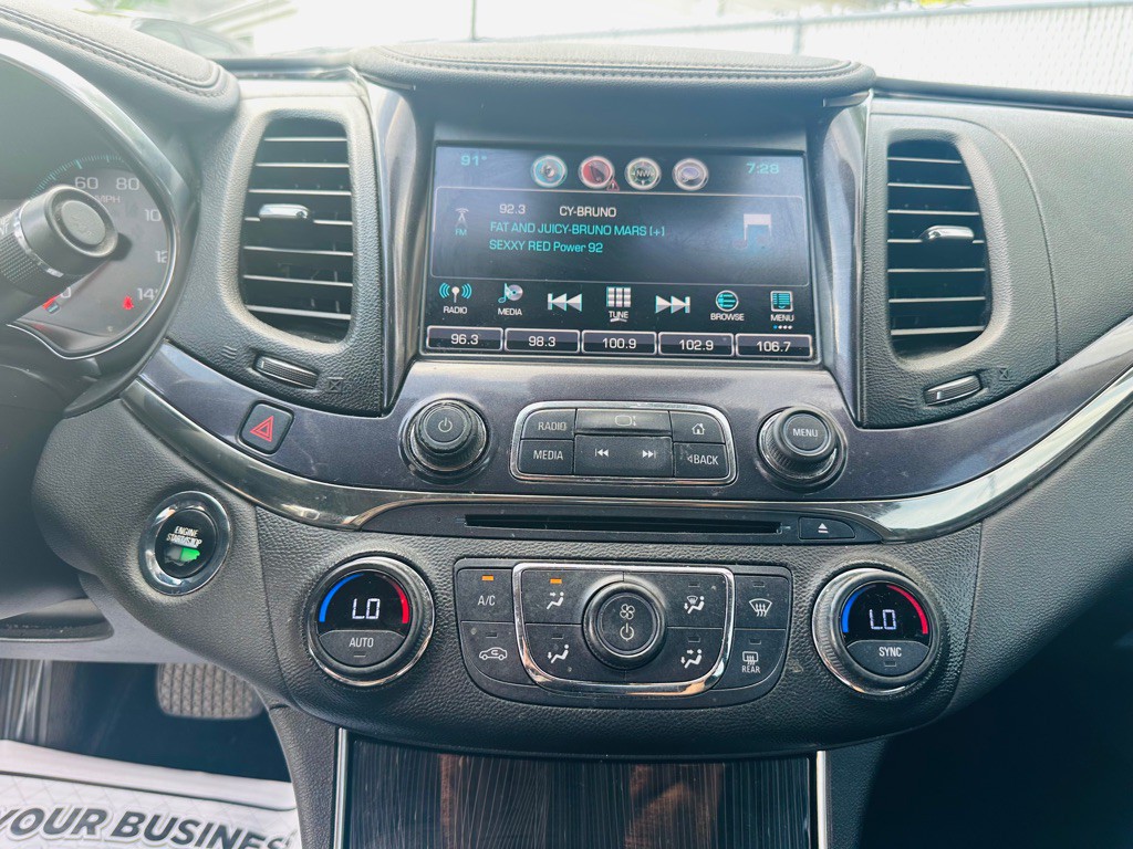 2016 Chevrolet Impala Image 13