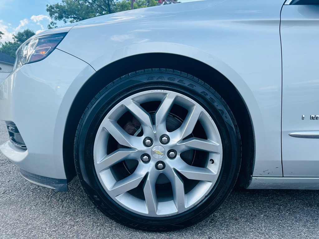 2016 Chevrolet Impala Image 17