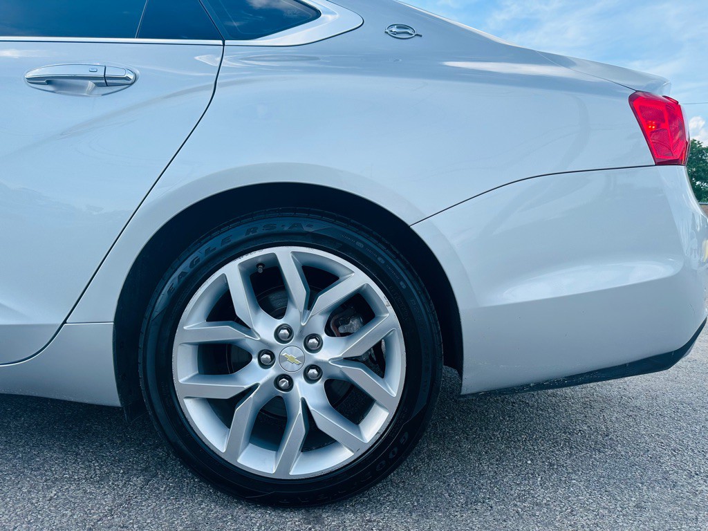 2016 Chevrolet Impala Image 18