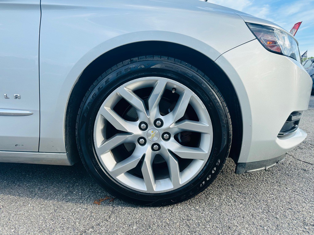 2016 Chevrolet Impala Image 19