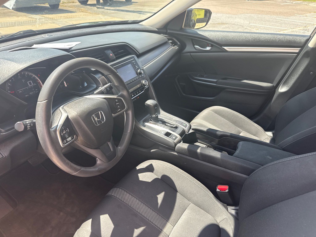 2017 Honda Civic Image 7