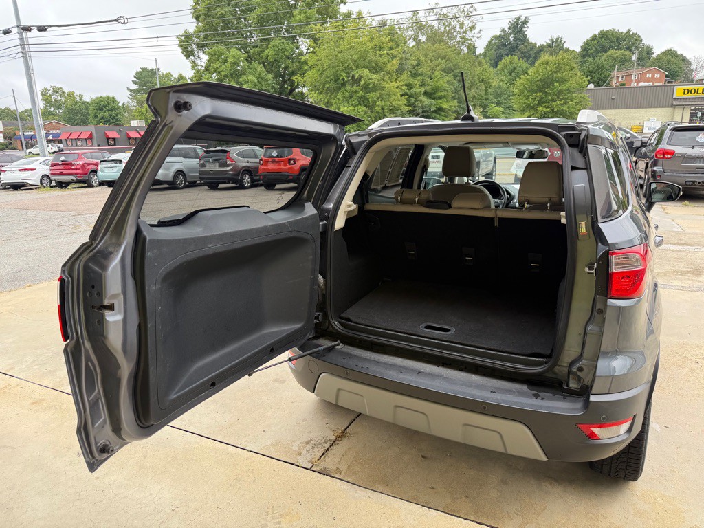 2018 Ford Econoline Image 5