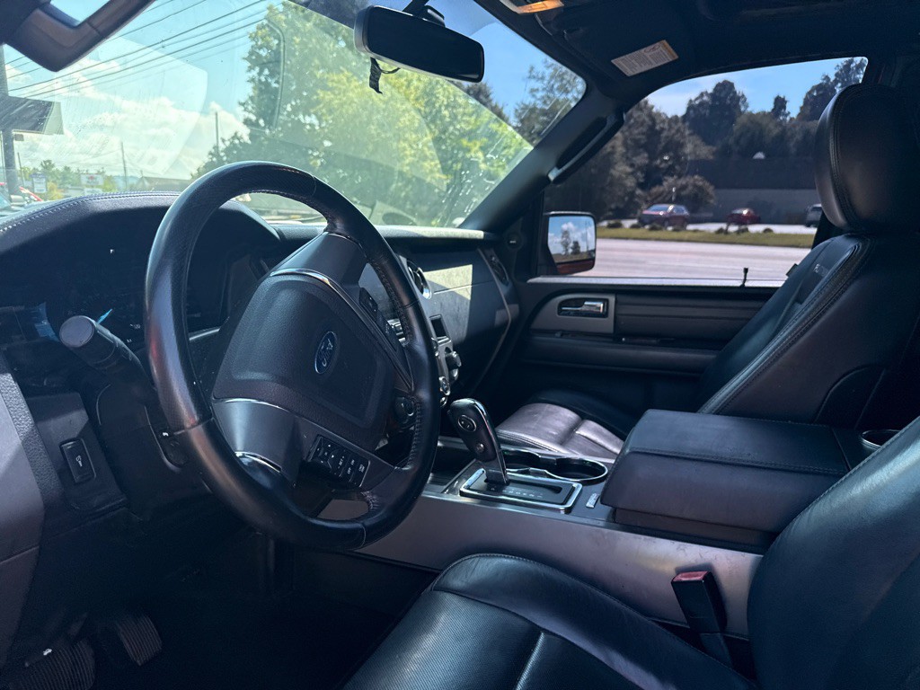 2015 Ford Expedition Image 8