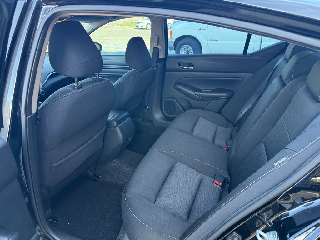 2019 Nissan Altima Image 5