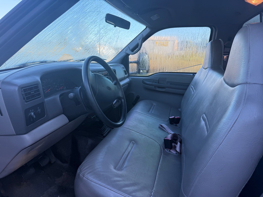 2000 Ford F-250 Image 4