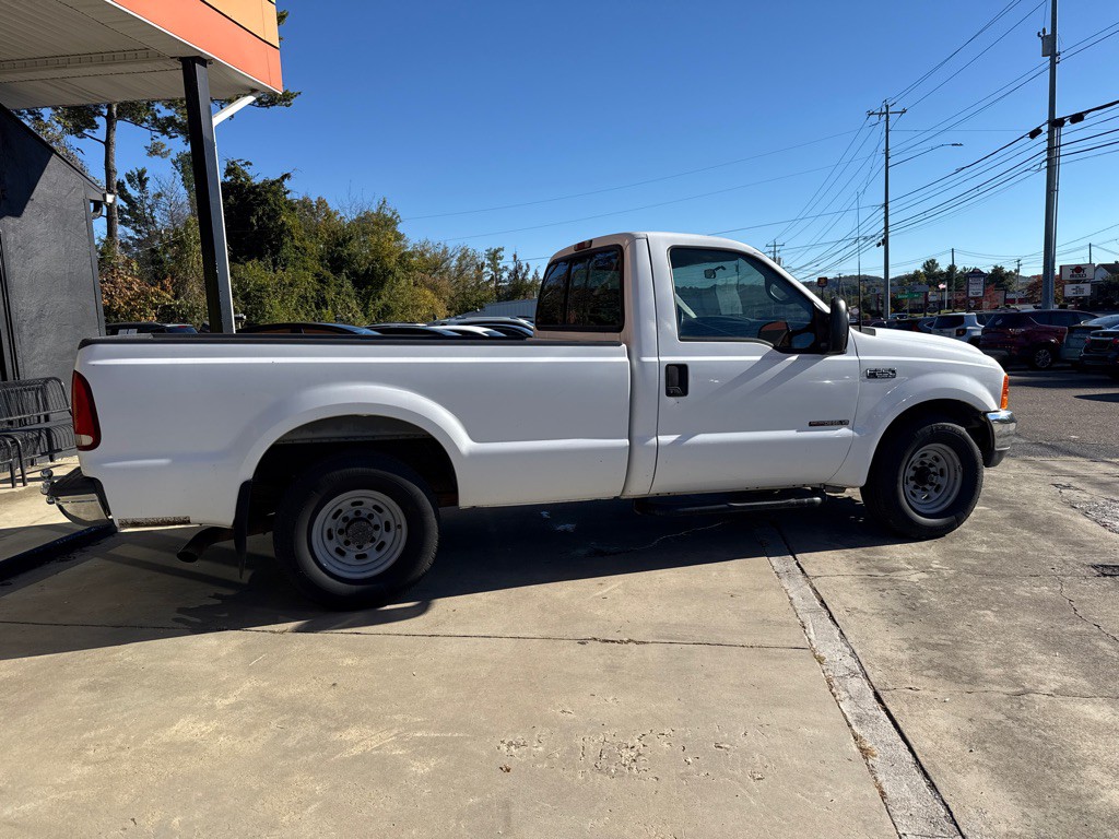 2000 Ford F-250 Image 8