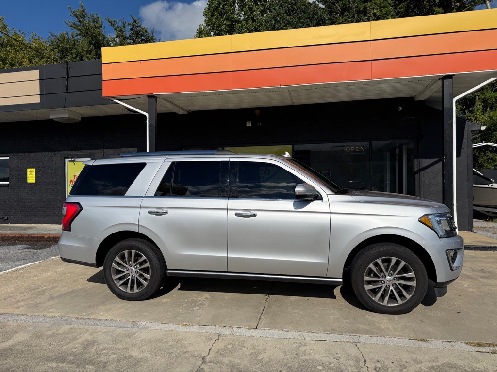 2018 Ford Expedition Image 2