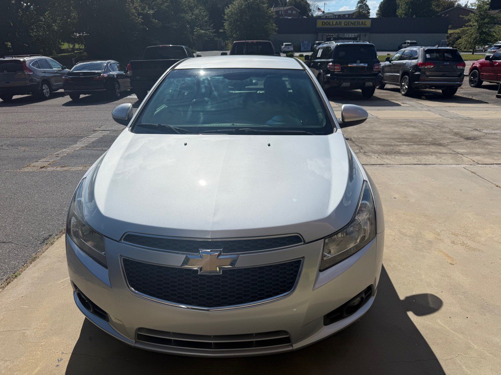 2014 Chevrolet Cruze Image 4