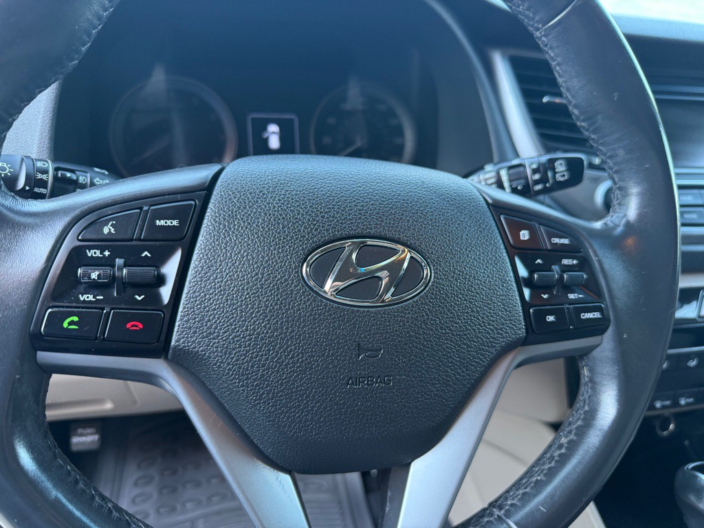 2016 Hyundai Tucson Image 8