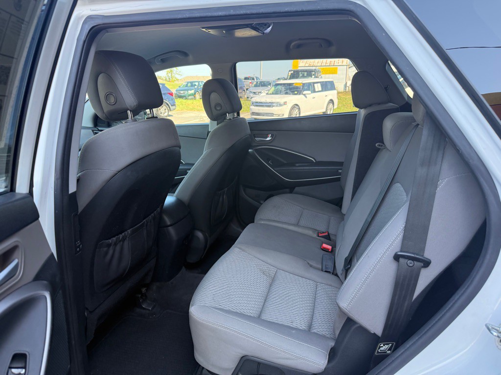 2018 Hyundai Santa Fe Image 5