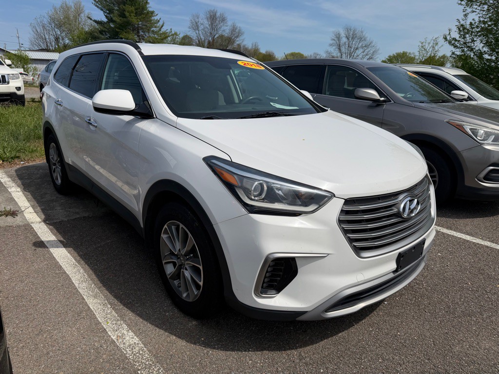 2018 Hyundai Santa Fe Image 2