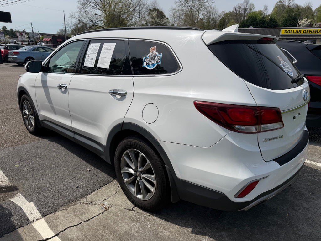 2018 Hyundai Santa Fe Image 3