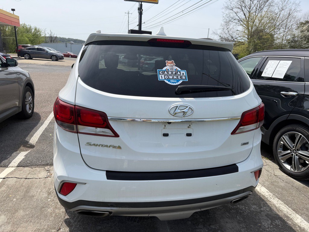 2018 Hyundai Santa Fe Image 4