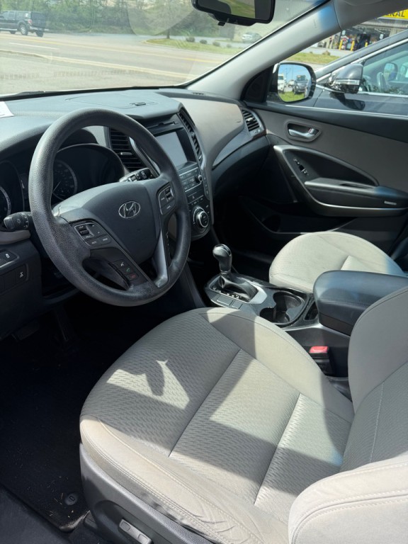 2018 Hyundai Santa Fe Image 6