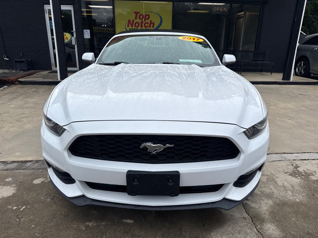 2017 Ford Mustang Image 4