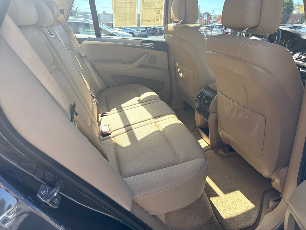 2013 BMW X5 Image 6