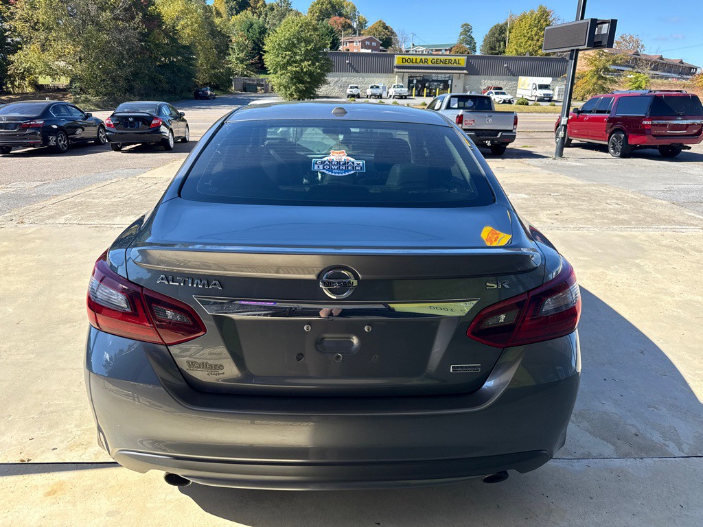2018 Nissan Altima Image 3