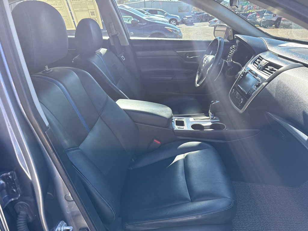 2018 Nissan Altima Image 6
