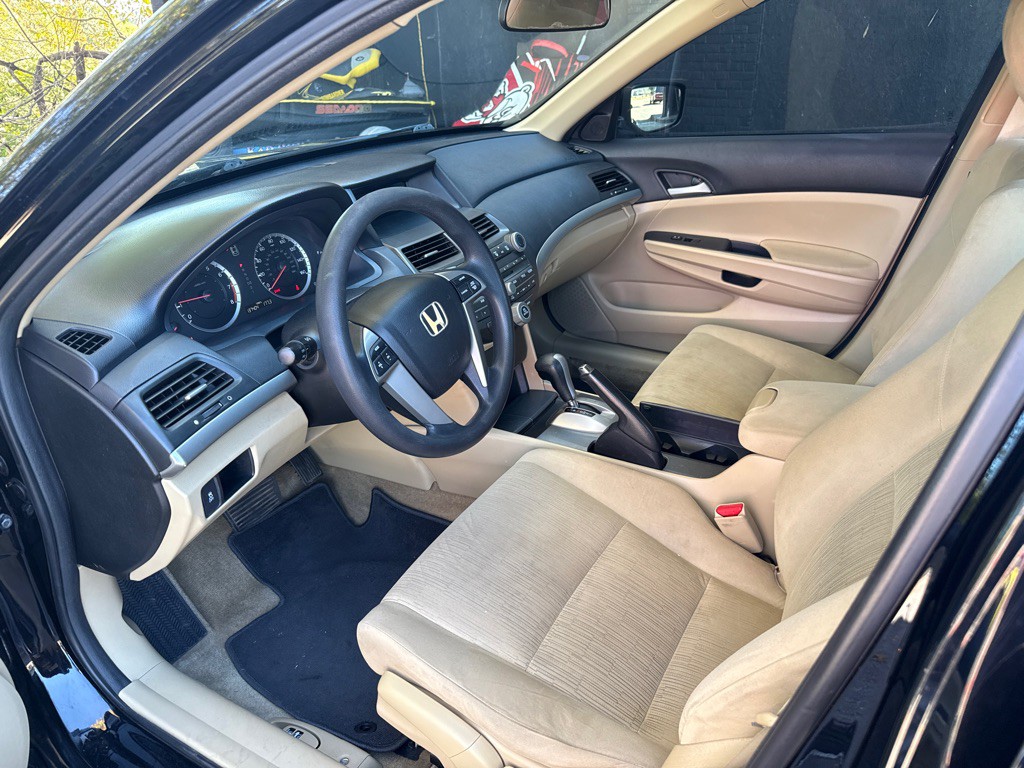 2012 Honda Accord Image 6