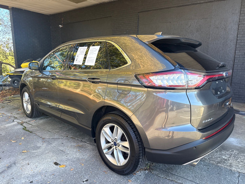 2016 Ford Edge Image 2