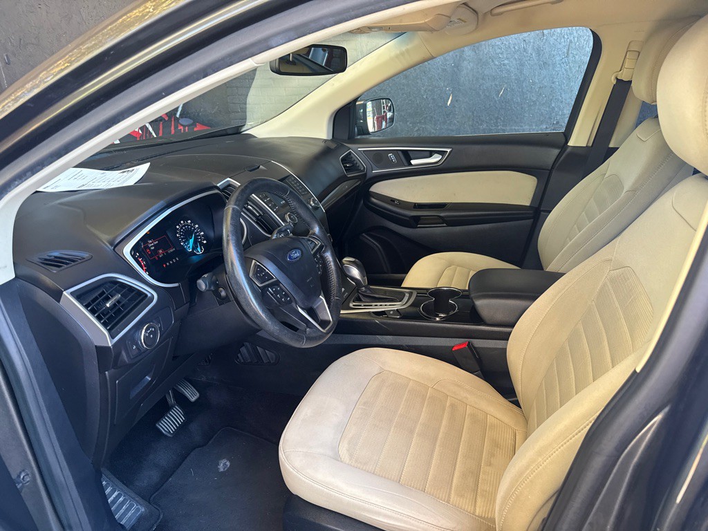 2016 Ford Edge Image 6