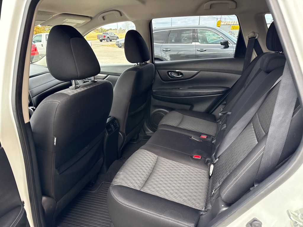 2019 Nissan Rogue Image 5