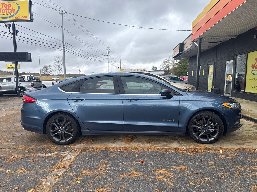2018 Ford Fusion Image 2