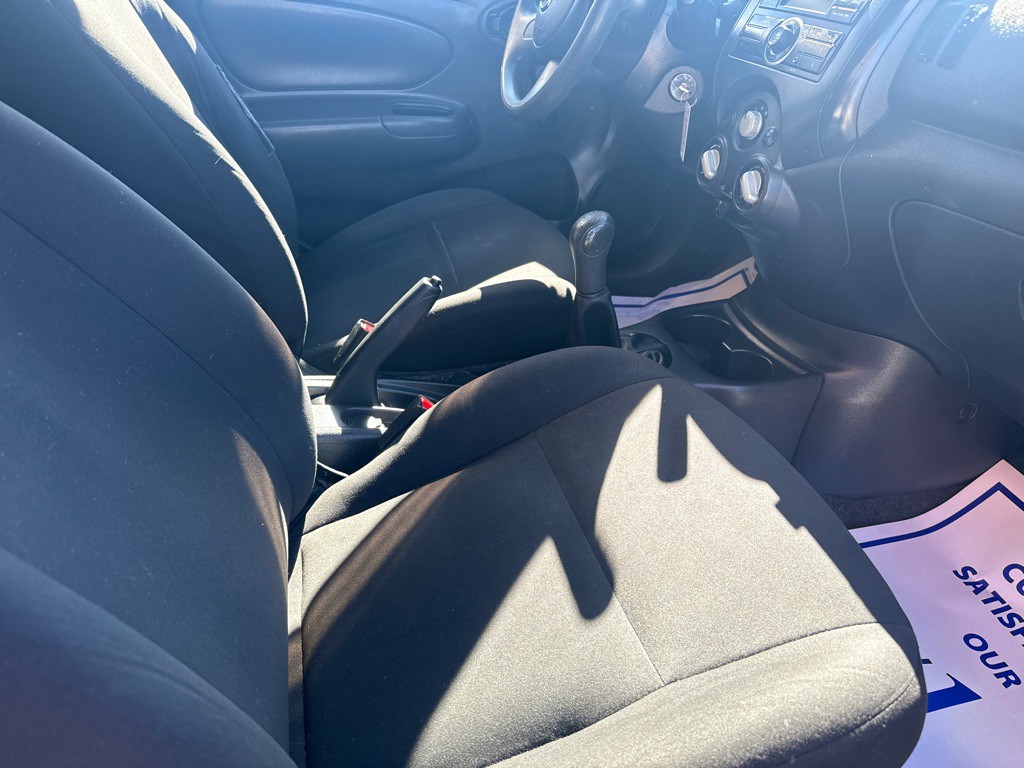 2014 Nissan Versa Image 6