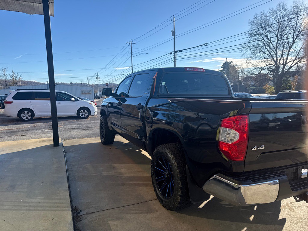 2018 Toyota Tundra Image 3