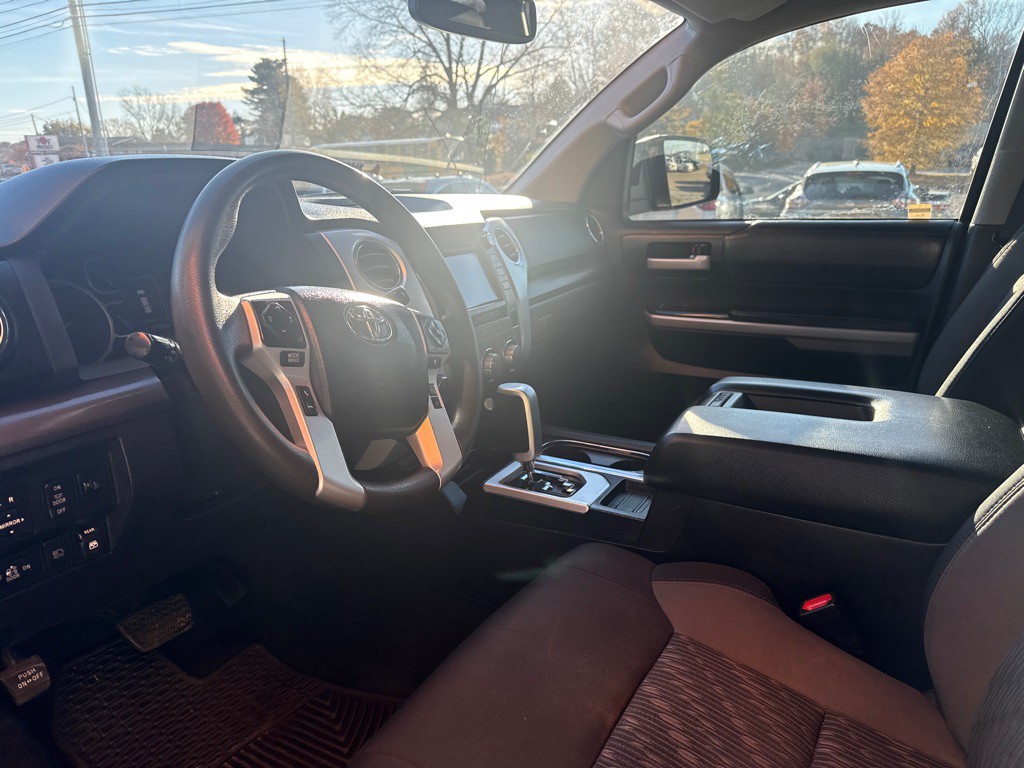 2018 Toyota Tundra Image 7
