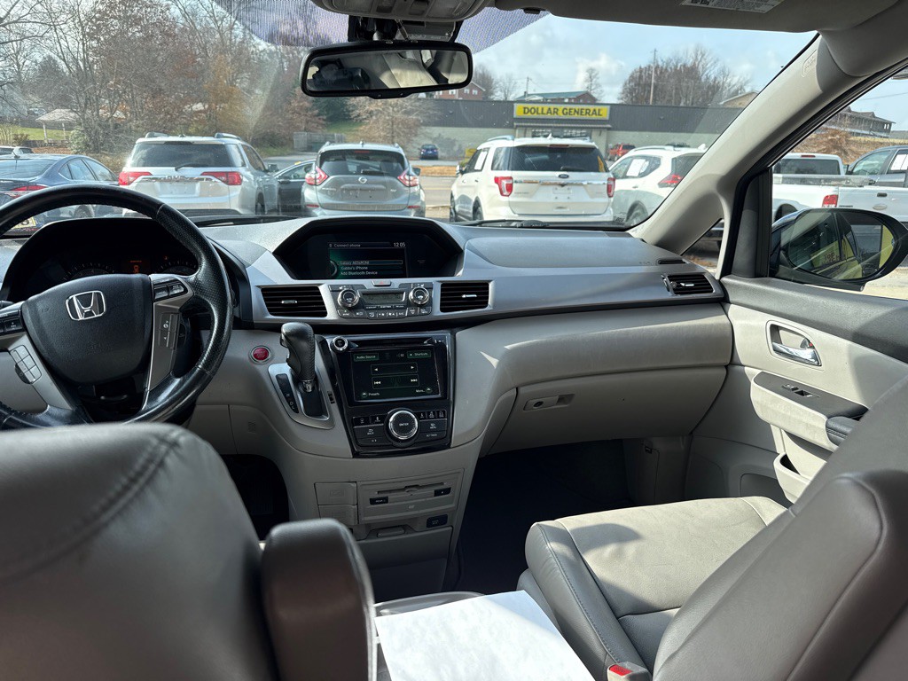 2016 Honda Odyssey Image 8